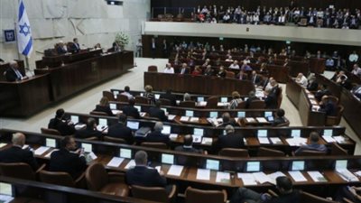 الكنيست يوافق على خصم أموال السلطة