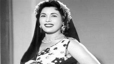 «يا خارجة من باب الحمام».. الأغنية الوحيدة لتحية كاريوكا