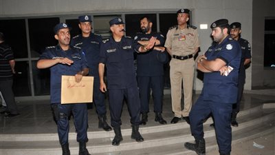 الأمن الكويتي يحبط محاولة تفجير مسجد بن هشام بمنطقة العارضية