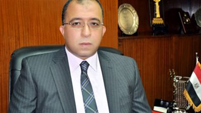 وزير التخطيط يبحث مع 