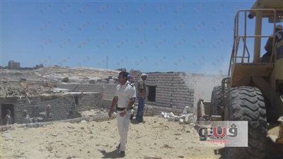 بالصور.. إزالة 86 مبنى وسورا بإجمالي 20 ألف متر مربع بالغردقة
