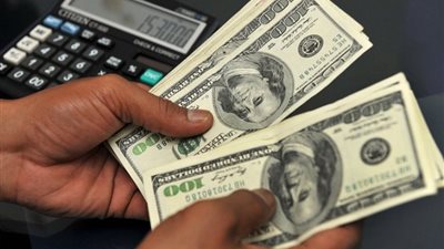 الدولار يتراجع بالبنك الأهلي في ختام تعاملات اليوم