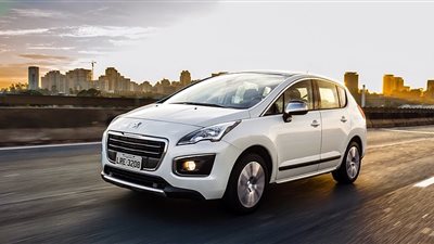 علامة نقاء الهواء من التلوث مطبقة على السيارات الفرنسية