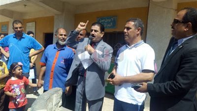 غلق مدرسة بشبرا الخيمة قبل يومين من بدء العام الدراسي (صور)