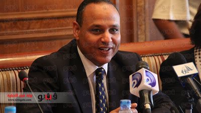 صقر: أكاديمية البحث العلمي تمثل بيت خبرة للعلماء المصريين