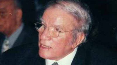 أحمد رجب يكتب: لماذا نعشق التعذيب