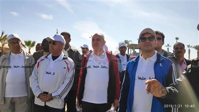 وزيرا الري والرياضة يشاركان في ماراثون ابن النيل بأسوان (صور)