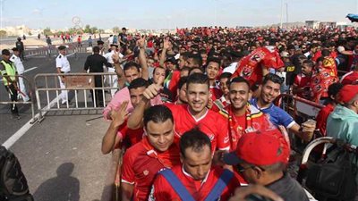 السكك الحديدية تخصص 4 قطارات لنقل مشجعي الأهلي لبرج العرب