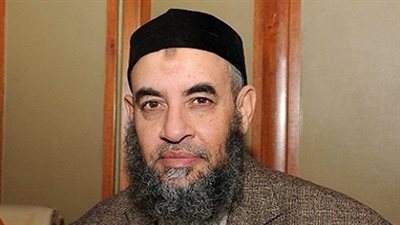 «مخيون» يبحث عن تمويل لمرشحي النور في «عمرة رمضان»