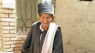 مواطن عمره 103 سنوات يدلي بصوته في الانتخابات الرئاسية بسوهاج