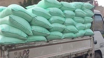 مصادرة 5 أطنان دقيق مجهول المصدر و650 قطعة ألعاب نارية بالبحيرة