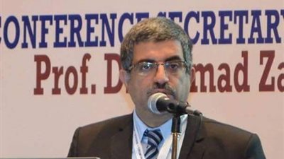 طبيب مصري يحذر من مافيا العلاج بالخلايا الجذعية