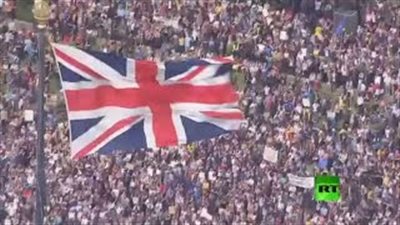 بالفيديو.. احتجاج البريطانيين على خروج بلادهم من الاتحاد الأوروبي