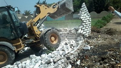 إزالة التعديات على 136 ألف فدان أراض زراعية و4.2 مليون متر «بناء»