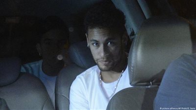 التعاقد مع زيدان شرط نيمار للبقاء في باريس سان جيرمان