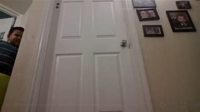 بالفيديو.. طفل ينفذ مقلبا مروعا في شقيقته الحسناء