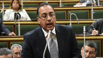 مدبولي يشهد توقيع اتفاقية تعاون بين التنمية المحلية والمشروعات الصغيرة