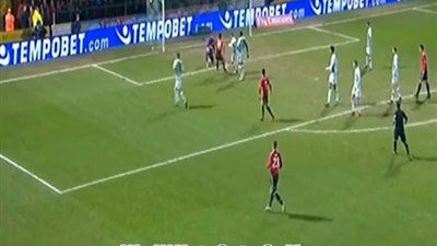 مانشستر يونايتد يصعد برباعية أمام يوفيل تاون بالكأس (فيديو)