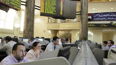 البورصة تواصل الصعود وتربح 5.85 مليارات جنيه منتصف الجلسة
