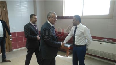 رئيس محكمة البحر الأحمر يتفقد الانتخابات الرئاسية بالغردقة (صور)