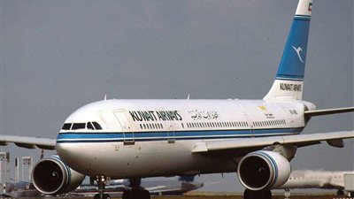 هبوط طائرة كويتية في لندن بعد إعلانها «الطوارئ»