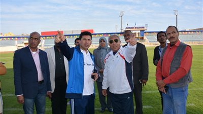 وزير الرياضة يتفقد معسكر العقاد والمدينة الشبابية وإستاد أسوان (صور)