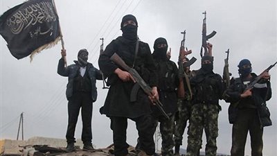 «داعش» يغطي شوارع الرقة بالخيام للتخفي من بالطائرات