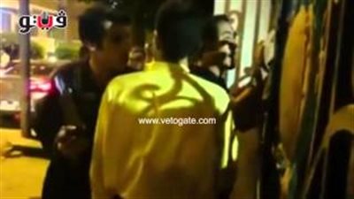 بالفيديو.. صحفي بالوفد «دا مكان أكل عيشي».. وأنصار بدراوي: «النهاردة إجازة»