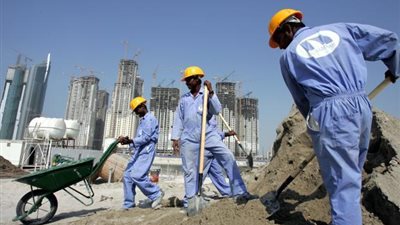 «هيومن رايتس ووتش» تلاحق قطر بسبب سوء استخدام عمالة مونديال 2022