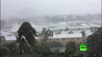 بالفيديو.. إعصار «ديبي» يدمر أستراليا والجيش في حالة تأهب