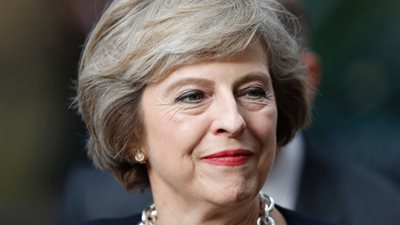 ماي ردًا على ترامب: لا مجال للمقارنة بين مناهضي الفاشية ومن يؤيدها