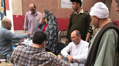 «النجدة» تنقل مواطن إلى لجنة الانتخابات بناءً على طلبه (فيديو)