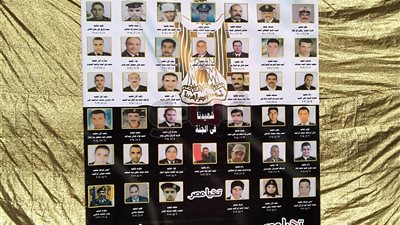 مديرية أمن الإسكندرية تعلق صور شهداء الشرطة أمام النصب التذكاري (صور)