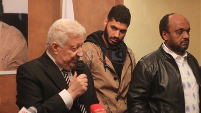 علي جبر يصل مؤتمر مرتضى منصور