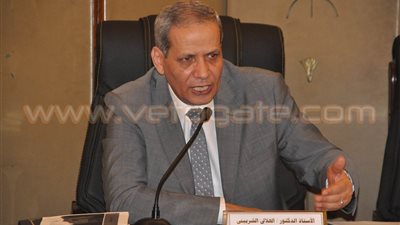 89 % نسبة نجاح العينة العشوائية لامتحان الاقتصاد والإحصاء