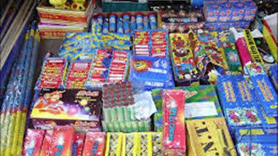 أمن القاهرة يداهم مخزن بداخله 5 ملايين صاروخ ألعاب نارية