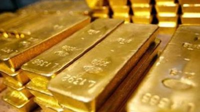 الذهب يتجه لتكبد أول خسارة أسبوعية في شهر بسبب ترامب