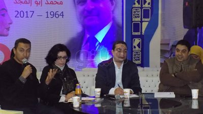 عبد القادر الهواري: هناك دور نشر لا تعطي الكاتب مستحقاته