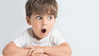 للأمهات.. 10 نصائح للتعامل مع طفلك ضعيف الشخصية