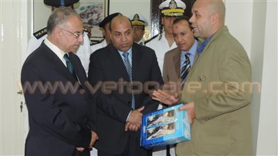 بالصور.. تكريم ضباط إدارة الموانئ بالإسماعيلية