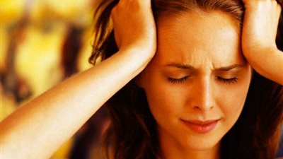 اسنشاري مخ واعصاب يكشف الأسباب المرضية للدوخة المستمرة