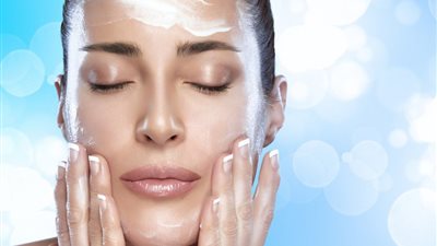 اصنعي بنفسك واقيا من الشمس مغذيا لبشرتك