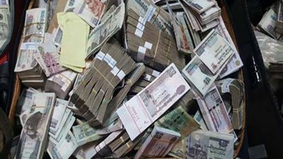 ضبط المتهمين بسرقة 75 ألف جنيه بالإكراه من شقة مشرفة تحاليل بالعجوزة