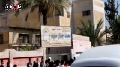 بالفيديو.. تأخر فتح اللجان يغضب أولياء الأمور بالدقهلية