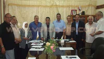 بالصور.. وكيل «صحة الشرقية» يشارك في اجتماع مجلس الهلال الأحمر