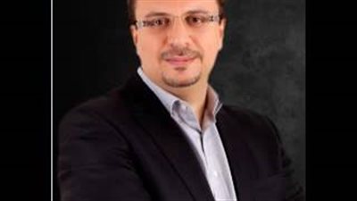 بالصوت.. «الليثي» يهدي سيدة رحلة عمرة ويتكفل بمصاريف عملية لأخرى