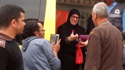 نقل 4 مواطنين بالإسعاف للمشاركة بالانتخابات الرئاسية في السويس