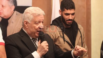 مرتضى منصور يوجه الشكر لثلاثي الزمالك السابقين