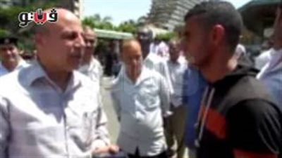 بالفيديو.. رئيس حي الوايلي لـ«بائع جائل»: «تعالى يوم الخميس وهعينك»