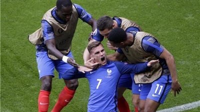 «جريزمان» يقود كتيبة فرنسا أمام أيسلندا في ربع نهائي اليورو